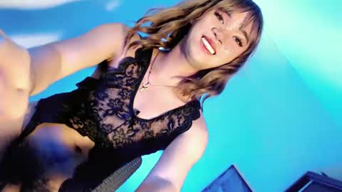 Lovingmonaru969 online show from February 2025 05:12:01 AM