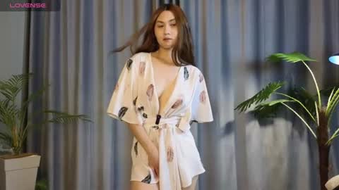 lowkeywild_ online show from June 2026 03:55:01 AM