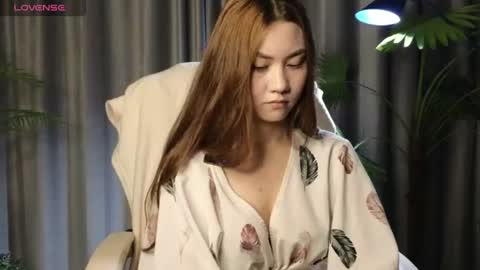 lowkeywild_ online show from July 2026 04:27:02 AM