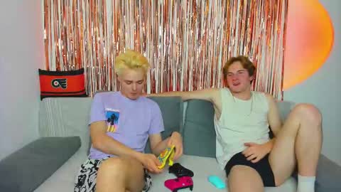 VECTORSTEVEPVT IS OPEN online show from October 2025 06:42:01 PM