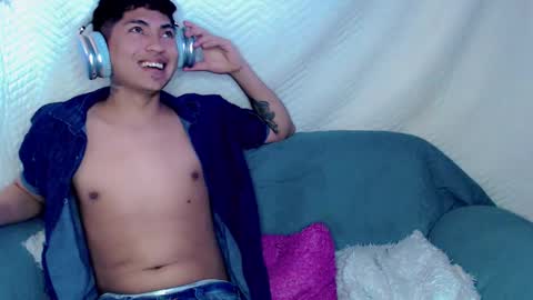 lpysami online show from November 2025 06:02:02 AM