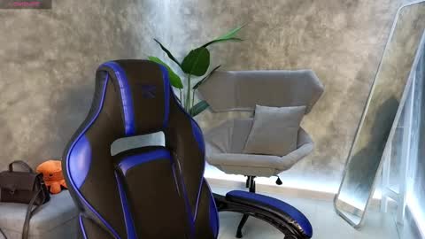 lu_muon online show from February 2025 01:34:02 AM