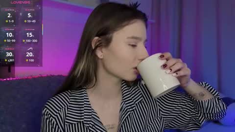 Lua online show from February 2026 11:01:01 PM