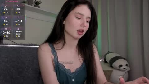 Lua online show from May 2026 08:59:01 PM