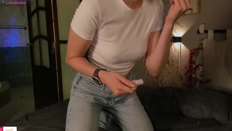 Snapshot of lua_ferch_ chatting on February 2025 01:08:02 PM ---Goys incredible photographs online show from February 2025 01:08:02 PM
