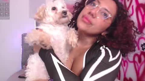 Snapshot of luana_grey chatting on February 2025 09:04:02 AM Luana grey1 on ig online show from February 2025 09:04:02 AM