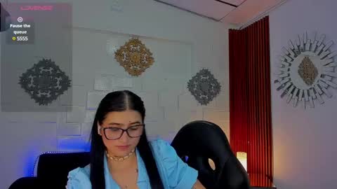 Snapshot of luanabonasx chatting on February 2025 02:22:02 PM Luana online show from February 2025 02:22:02 PM