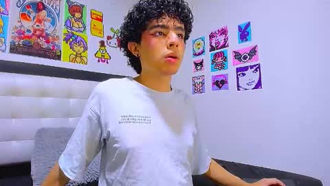 Snapshot of luanrush_ chatting on March 2026 03:01:02 AM LuanRush online show from March 2026 03:01:02 AM