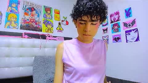 Snapshot of luanrush_ chatting on March 2026 02:07:01 AM LuanRush online show from March 2026 02:07:01 AM