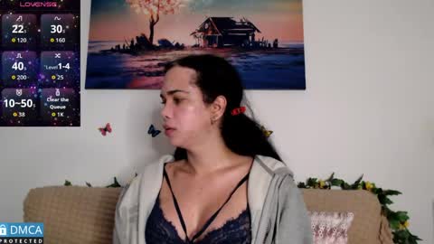 Snapshot of luara_ chatting on April 2026 06:44:02 AM luara_ online show from April 2026 06:44:02 AM