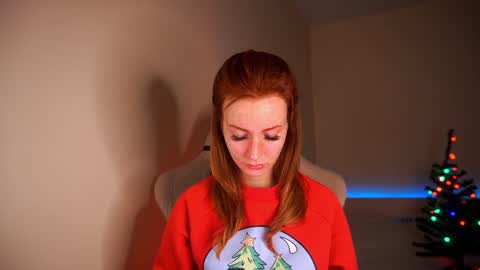 Snapshot of lubafox chatting on December 2024 07:56:01 PM Luba online show from December 2024 07:56:01 PM