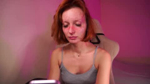 Luba online show from October 2025 06:42:01 PM