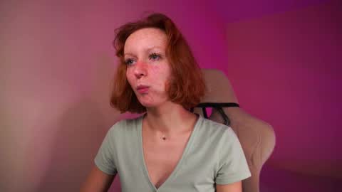 Luba online show from November 2025 07:01:02 PM