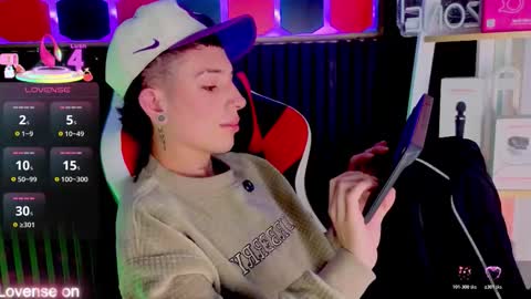 Luca  online show from March 2026 08:57:01 PM