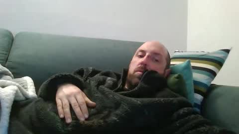 Luca online show from January 2026 06:33:01 PM