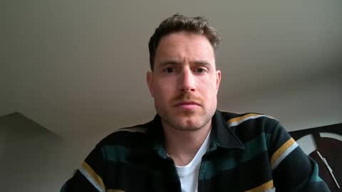 lucas30123 online show from September 2025 01:57:02 PM