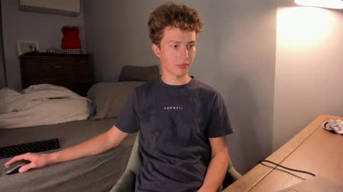 Lucas and Matteo online show from November 2025 09:48:01 PM