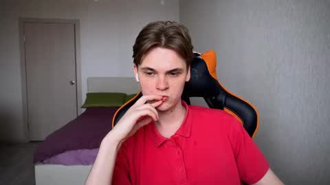 Lucas Gill online show from February 2025 06:50:02 AM