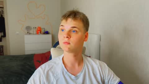 Lucas Gill online show from May 2026 12:12:02 PM