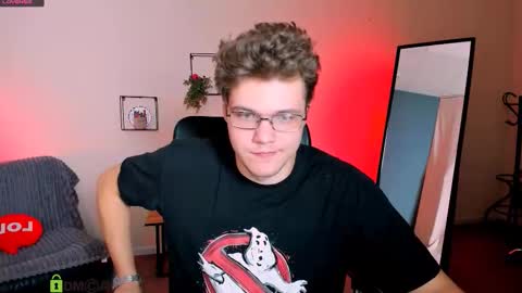 lucas_long_ online show from September 2025 06:46:02 PM