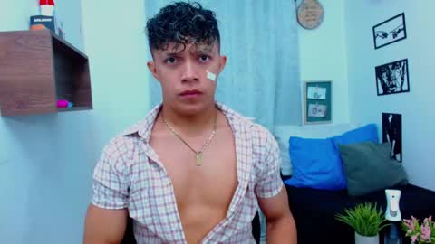 Lucas Luxx online show from February 2026 12:10:02 PM