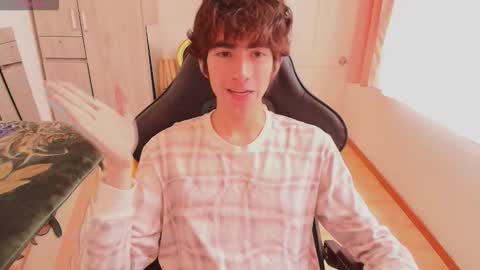 lucas_xo online show from September 2025 03:23:02 PM
