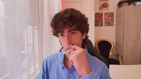 lucas_xo online show from October 2025 07:03:02 PM