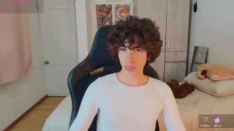 lucas_xo online show from December 2025 11:56:02 PM