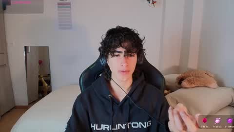 Snapshot of lucas_xo chatting on February 2026 10:20:02 PM lucas_xo online show from February 2026 10:20:02 PM