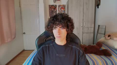 Snapshot of lucas_xo chatting on March 2026 02:15:02 AM lucas_xo online show from March 2026 02:15:02 AM