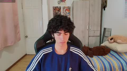 Snapshot of lucas_xo chatting on April 2026 05:27:01 AM lucas_xo online show from April 2026 05:27:01 AM