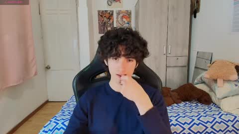Snapshot of lucas_xo chatting on April 2026 03:29:01 AM lucas_xo online show from April 2026 03:29:01 AM