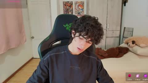 Snapshot of lucas_xo chatting on April 2026 11:30:02 PM lucas_xo online show from April 2026 11:30:02 PM