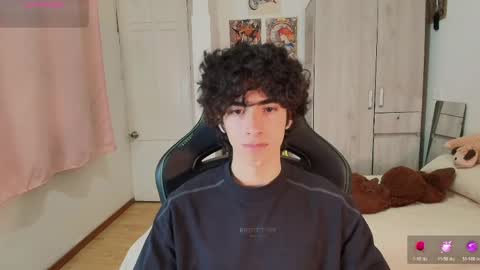 Snapshot of lucas_xo chatting on April 2026 11:36:02 PM lucas_xo online show from April 2026 11:36:02 PM