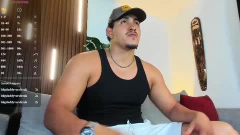 LUCA SANTOS online show from May 2026 05:48:01 AM