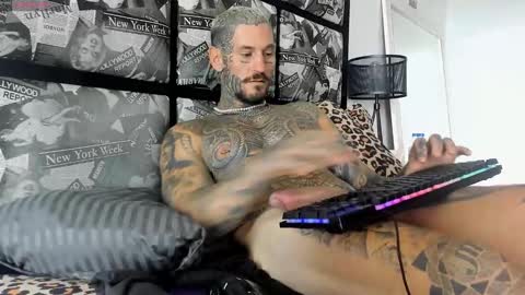 Snapshot of lucasexclusive chatting on February 2025 04:59:01 AM lucasexclusive online show from February 2025 04:59:01 AM