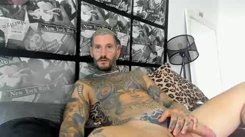 Snapshot of lucasexclusive chatting on February 2025 04:32:02 AM lucasexclusive online show from February 2025 04:32:02 AM