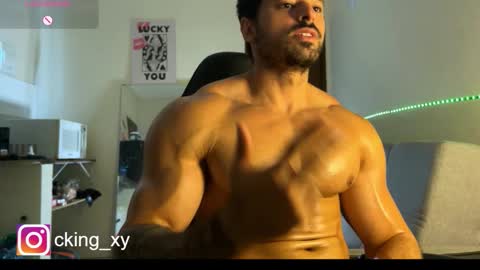 lucasfit24 online show from March 2026 03:05:02 PM