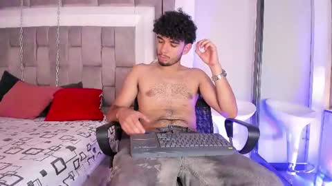 lucasthomson_ online show from July 2026 04:03:02 AM