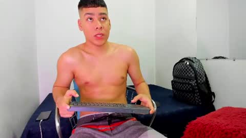 LUCAS TORREZ online show from June 2026 07:41:02 PM