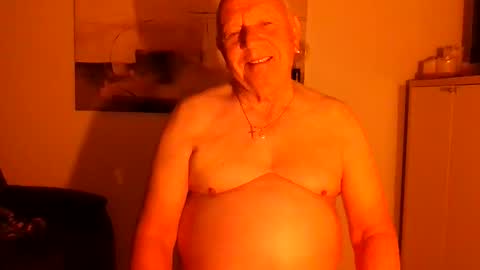 lucbottom031249 online show from May 2026 03:33:02 AM