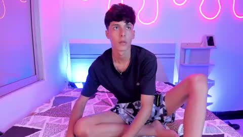 Snapshot of luccas_ferreira chatting on October 2025 08:31:02 PM Luccas Ferreira online show from October 2025 08:31:02 PM
