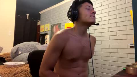 Snapshot of luchosaando chatting on January 2025 03:48:01 AM Felipe online show from January 2025 03:48:01 AM