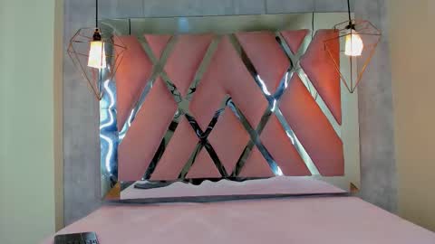 Snapshot of luci_lane_ chatting on March 2026 07:42:01 PM Luci online show from March 2026 07:42:01 PM