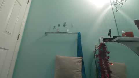 Snapshot of luci_layne chatting on March 2025 07:32:02 PM Luci Layne online show from March 2025 07:32:02 PM