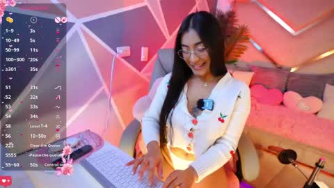 Snapshot of luci_tender chatting on May 2026 01:14:02 AM hanna online show from May 2026 01:14:02 AM