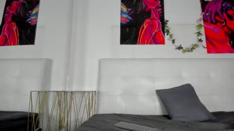 lucia78shy online show from November 2025 11:10:02 PM