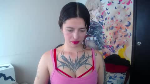 Snapshot of lucia_evans21 chatting on April 2026 07:59:01 PM lucia_evans21 online show from April 2026 07:59:01 PM