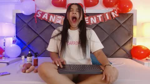 lucia_fastcollins online show from February 2026 01:06:01 PM