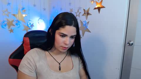 LUCIA online show from October 2025 01:57:01 AM